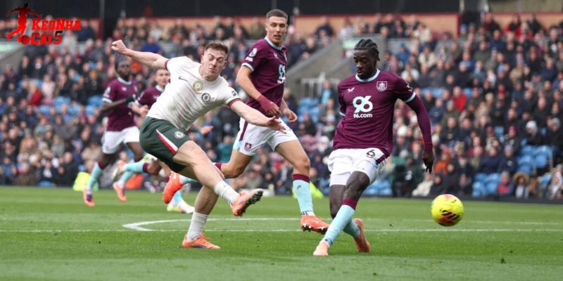 Chelsea vs Burnley đều đang nỗ lực cho mục tiêu riêng trên bảng xếp hạng